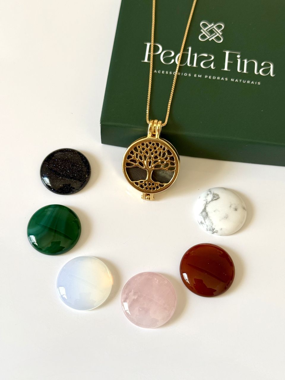 Colar Relicário Árvore da Vida 7 Pedras Sortidas Ouro Semijoia