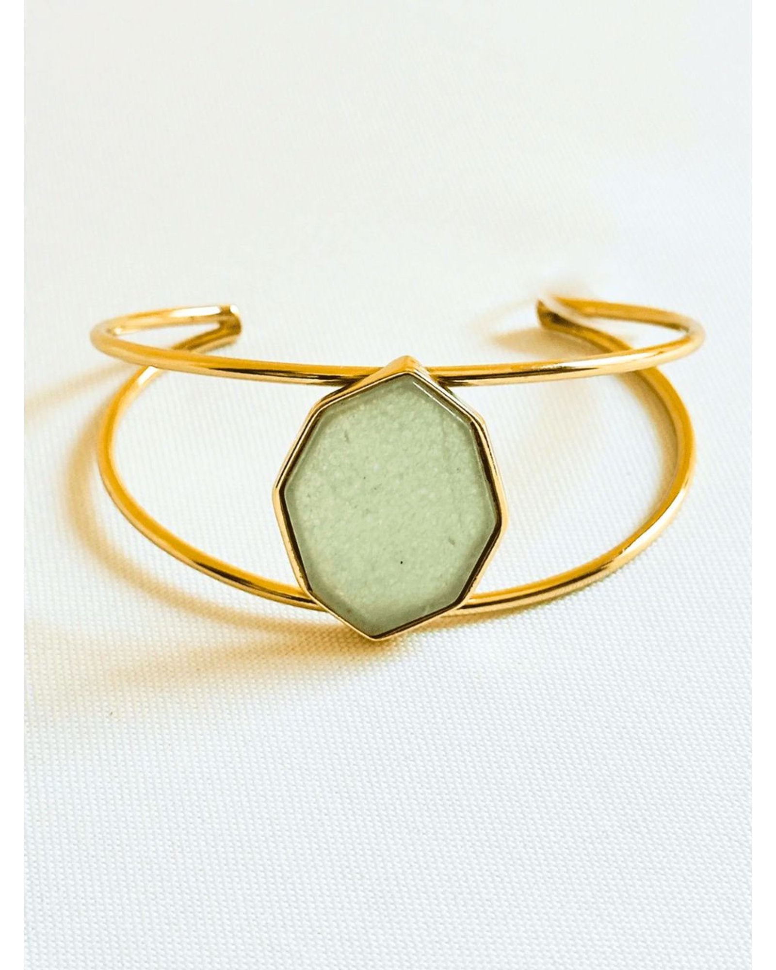 Bracelete Geométrico Quartzo Verde Ouro Semijoia