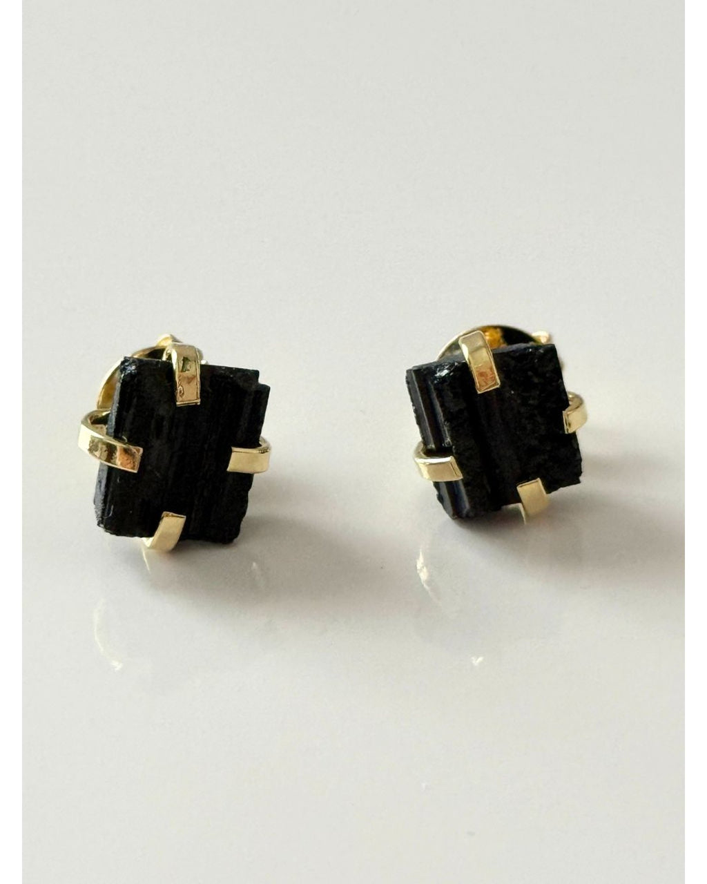 Brinco Garra Turmalina Negra Ouro Semijoia