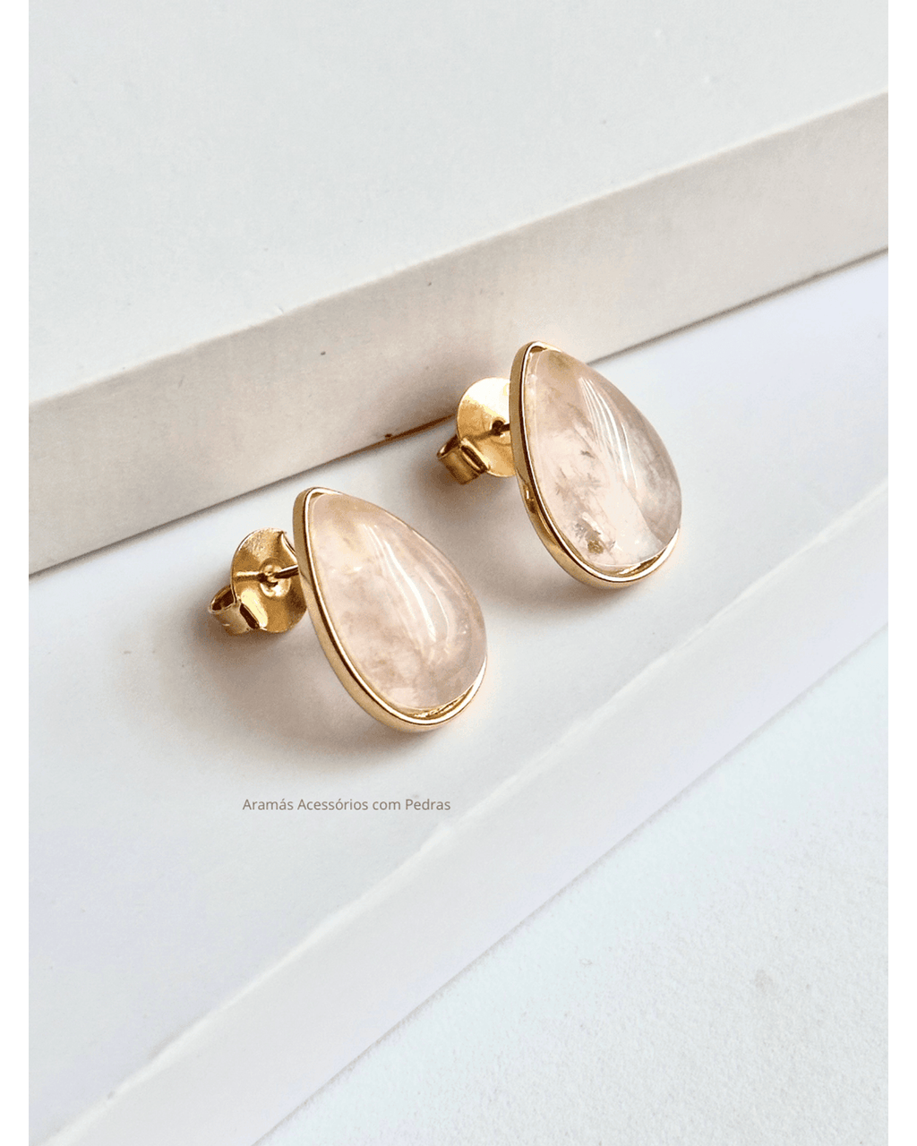 Conjunto colar e brinco Gota vazado Quartzo Rosa Semijoia