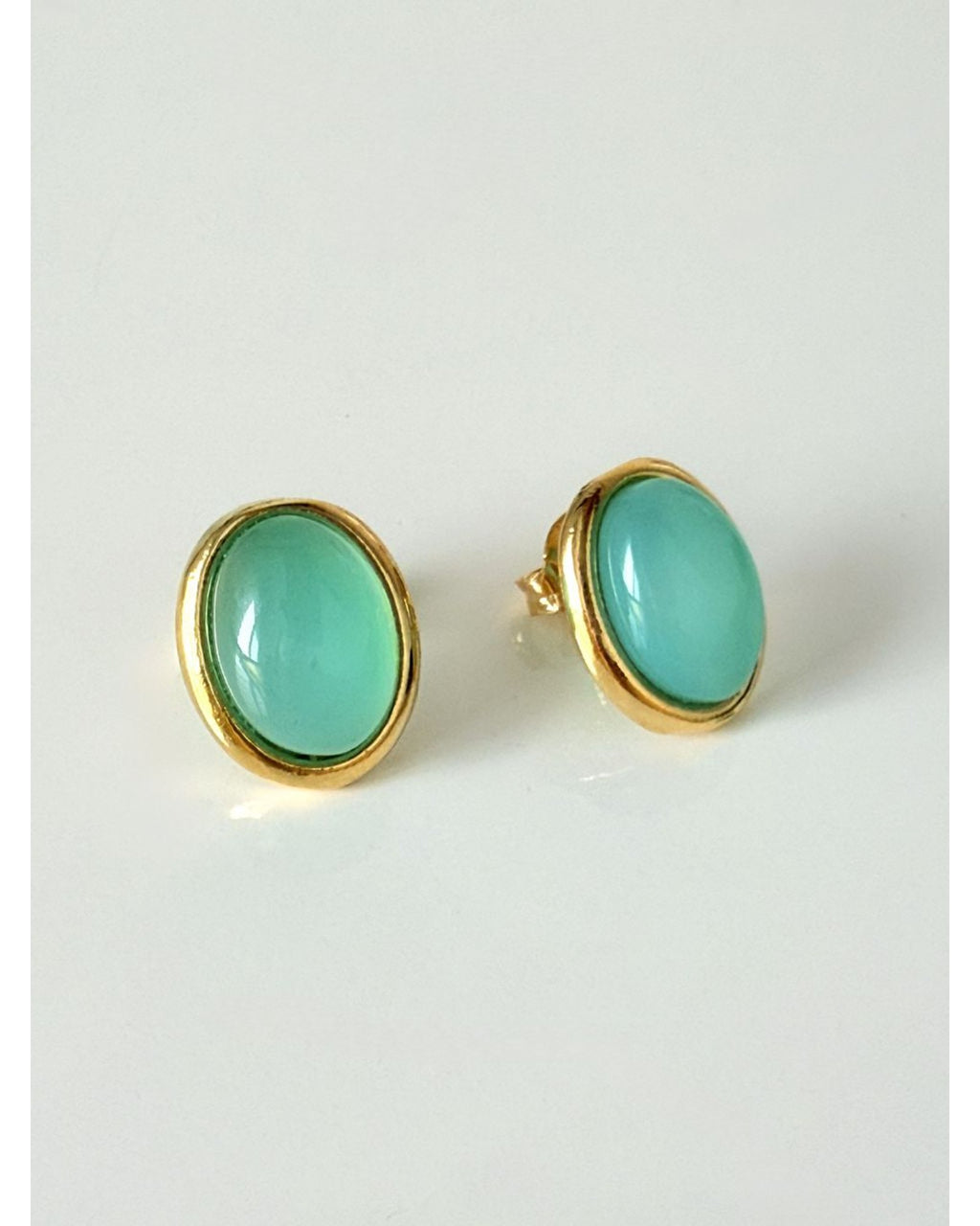 Brinco Oval Ágata Azul Céu Ouro Semijoia