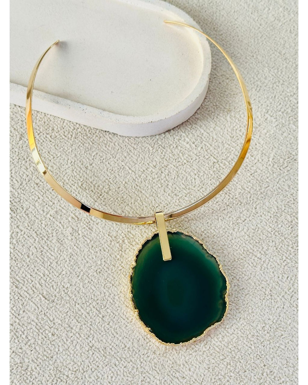 Pingente Ágata Verde com detalhe dourado Ouro 18k