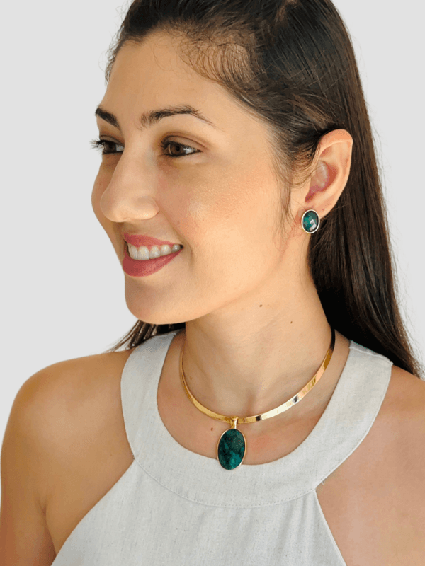 Conjunto Choker Aro liso Colar e Brinco Oval Esmeralda Ouro Semijoia
