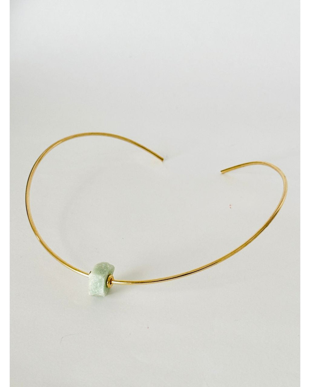 Colar Choker Aro Tubinho Pedra Bruta Quartzo Verde