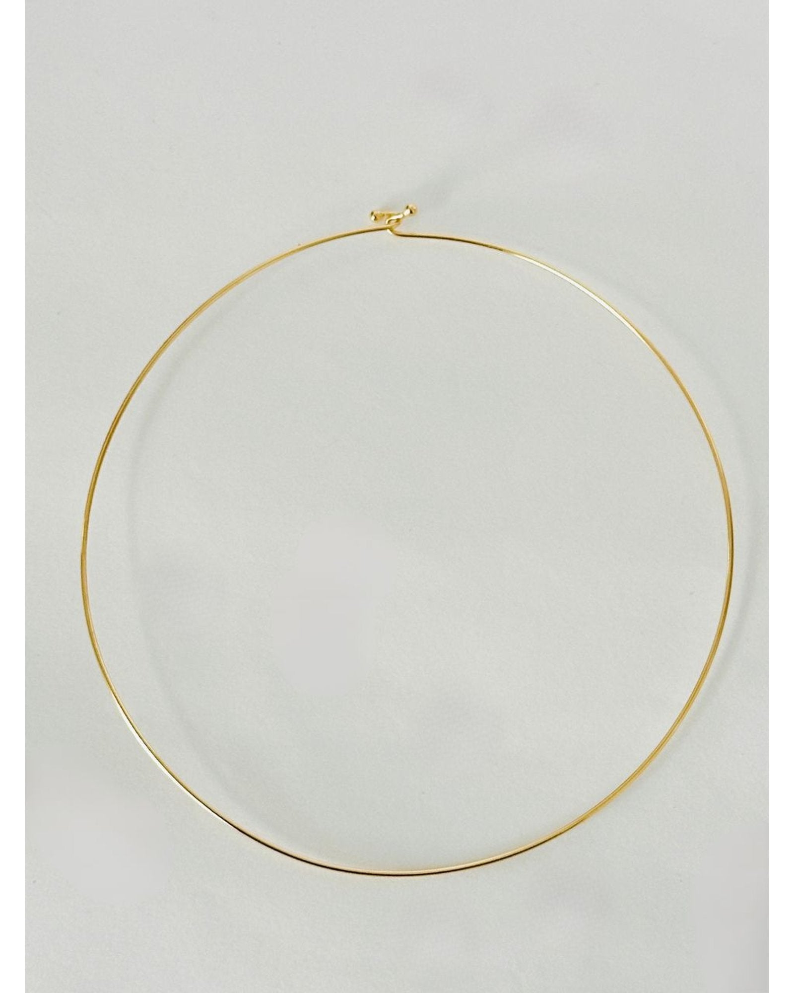 Colar Choker Aro Fino Fechamento Engate Ouro Semijoia