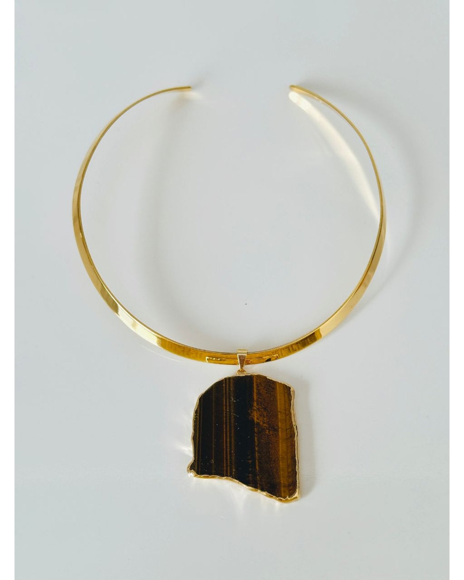 Colar Choker Aro Liso Slice Olho de Tigre Ouro Semijoia