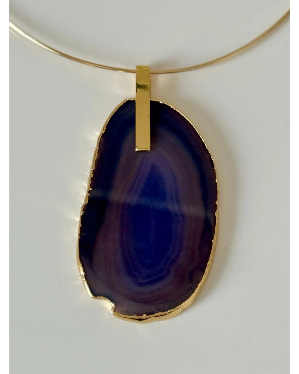 Colar Choker Aro fino com Ágata Roxa Ouro Semijoia