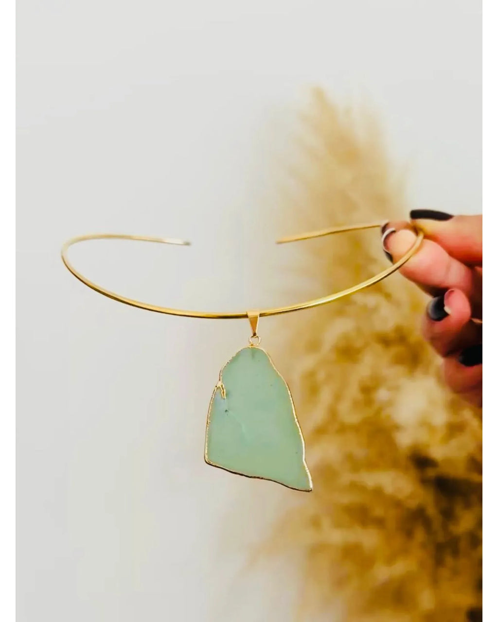 Colar Choker Aro Tubinho Slice Quartzo Verde Ouro Semijoia