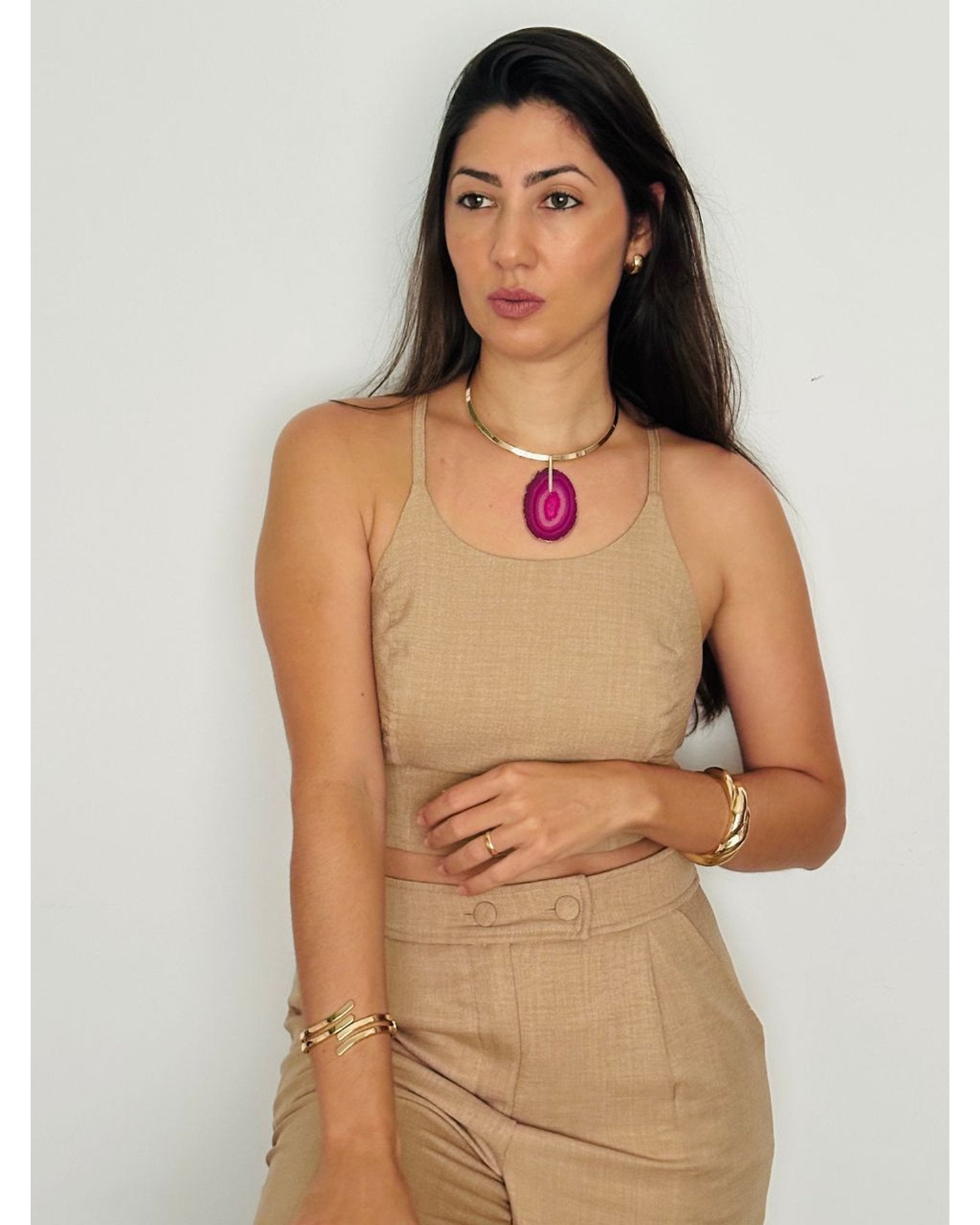 Colar Choker Aro Liso com Ágata Rosa detalhe em Ródio Branco Semijoia