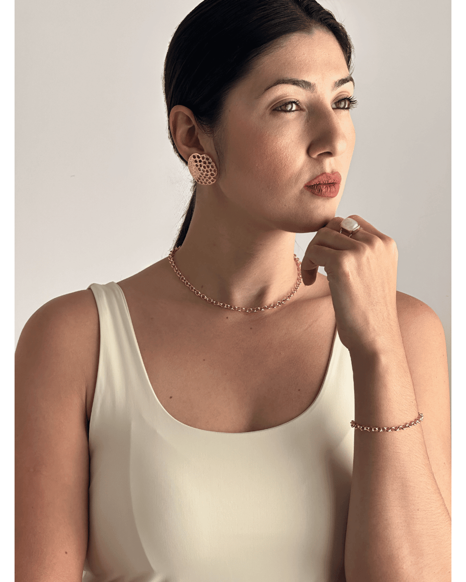 Colar Choker Elo Português folheado em ouro 18k