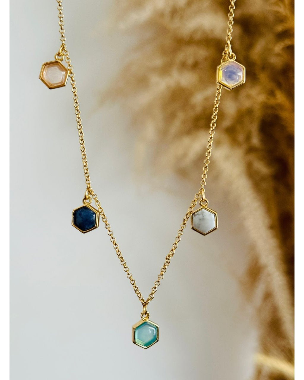 Conjunto Colar Choker e Brinco Mix de Pedras Ouro Semijoia
