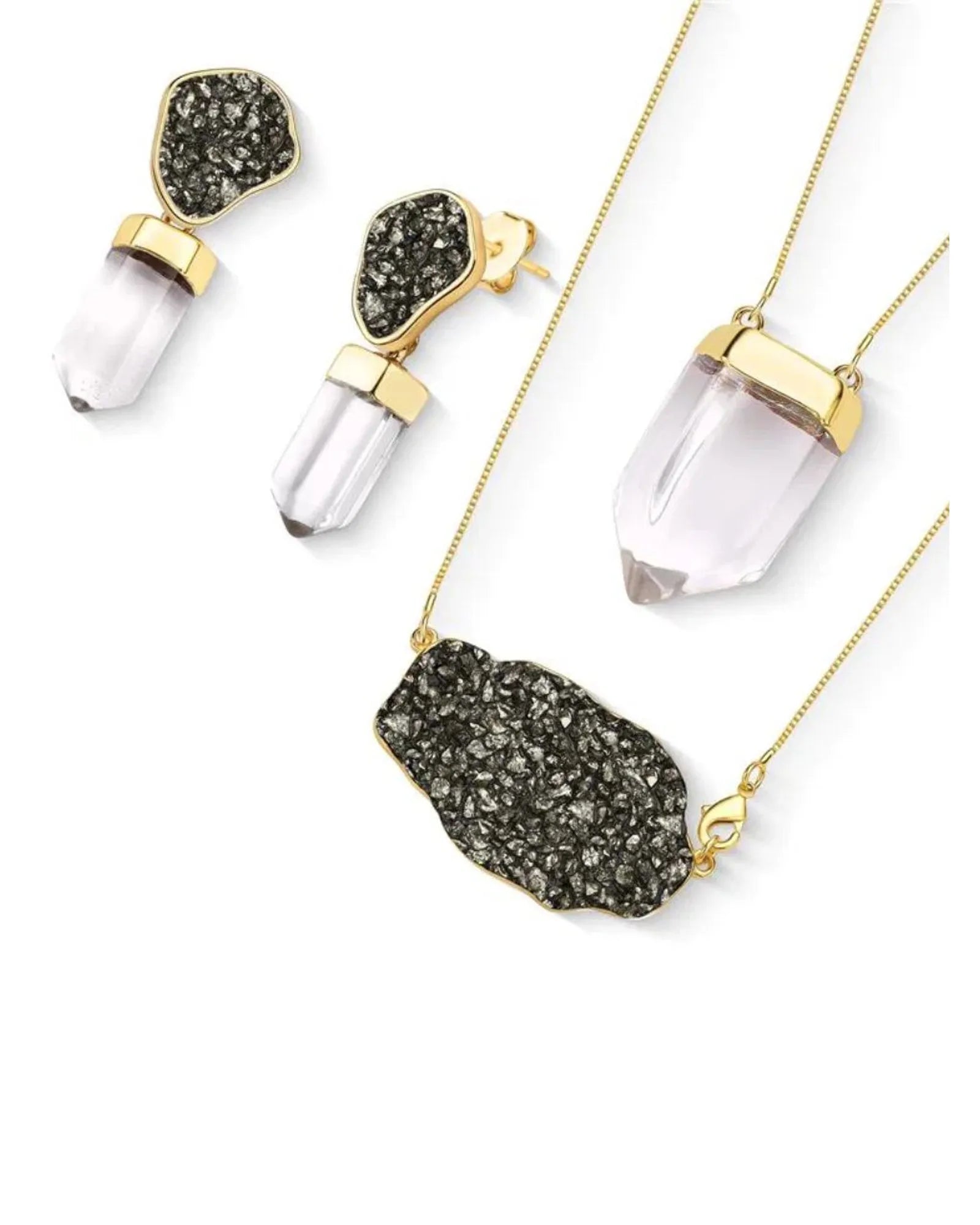 Conjunto Brinco e Colar Escapulário Ponta de Cristal com Pirita Ouro Semijoia