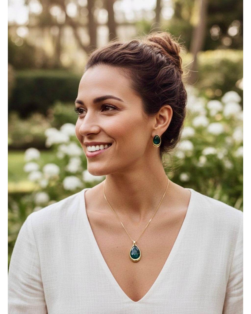 Conjunto Colar e Brinco Gota Esmeralda Ouro Semijoia