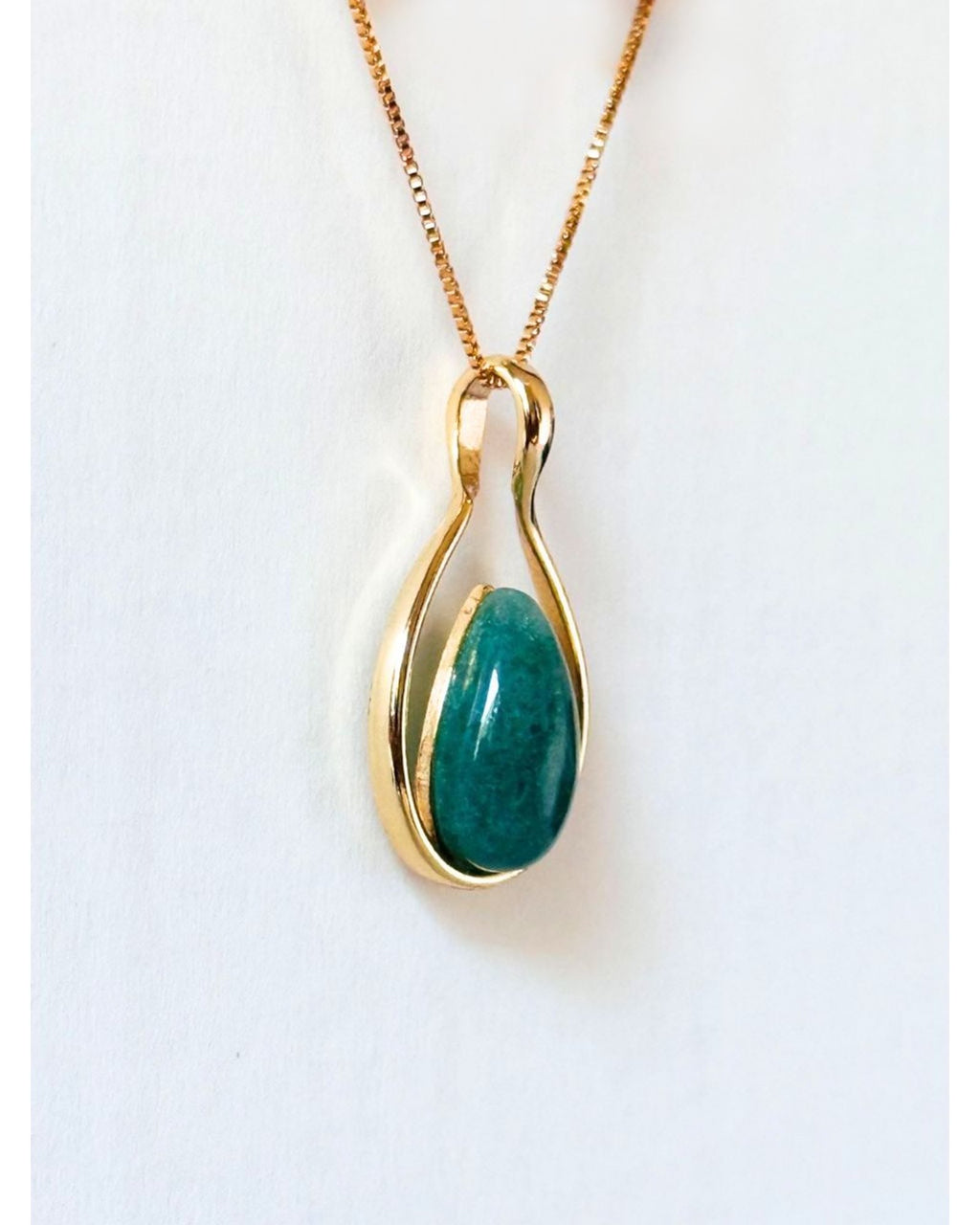 Conjunto colar e brinco Gota vazado Quartzo Verde Semijoia