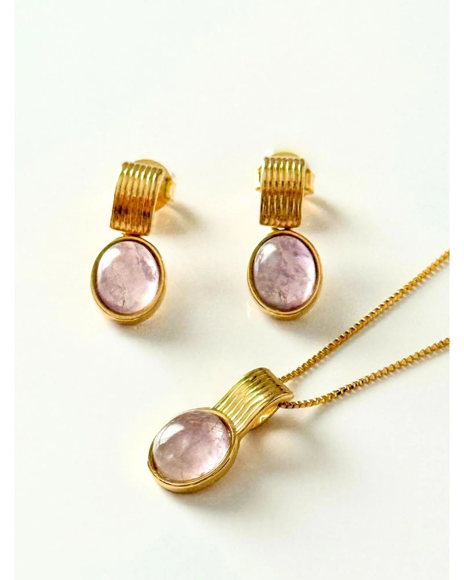 Conjunto Colar e Brinco Oval Ametista Ouro semijoia