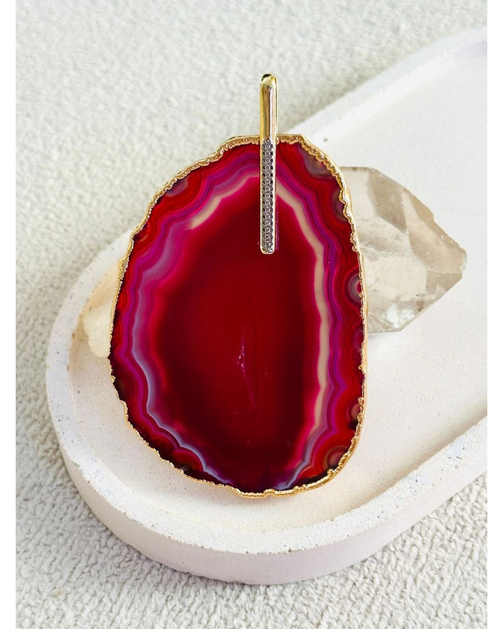 Pingente Ágata Rosa com detalhe em Ródio Branco - Ouro Semijoia